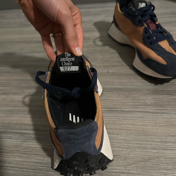 New Balance 327 Unisex Navy/Burnt Orange/Maroon Sneakers - Picture 4 of 4